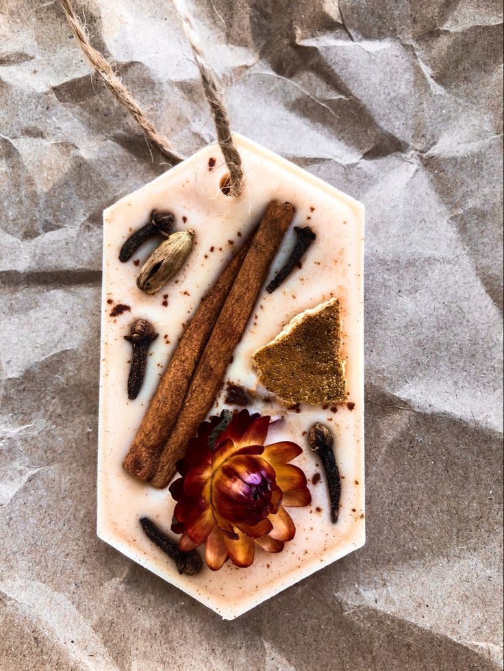 Sáp thơm – Peony Amber | Hổ phách & Hoa mẫu đơn