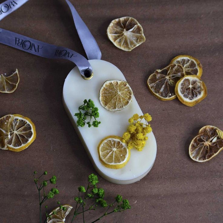 Sáp thơm – Thymus Vulgaris | Xạ hương & Vỏ chanh